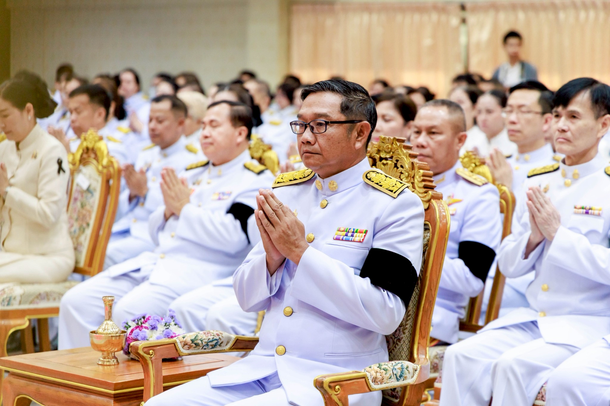 title - ปฏิรูปที่ดินจังหวัดเพชรบุรี พร้อมด้วย เจ้าหน้าที่ ส.ป.ก.เพชรบุรี ร่วมพิธีทำบุญตักบาตร และถวายพระพรชัยมงคล แด่สมเด็จพระกนิษฐาธิราชเจ้ากรมสมเด็จพระเทพรัตนราชสุดาฯ สยามบรมราชกุมารี เนื่องในโอกาสวันคล้ายวันพระราชสมภพฯ